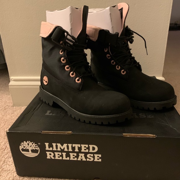 pink timberlands junior